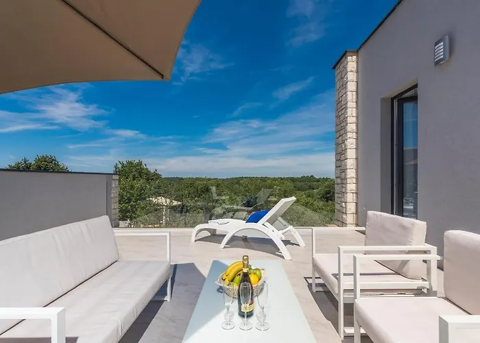 Villa Selest