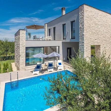 Villa Selest *