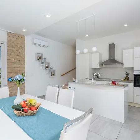 Selest Villa
