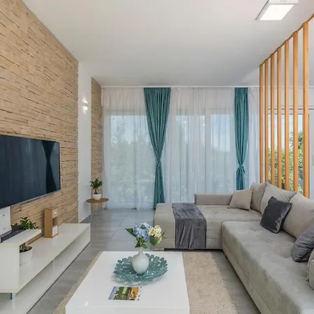 Villa Selest